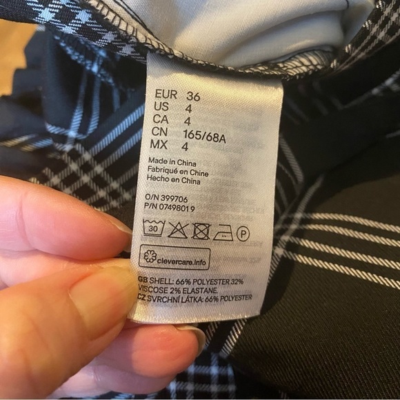 H&M Black White High-Waisted Waist Tie Pants Size 4 - Picture 6 of 6